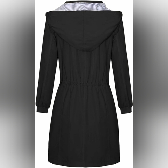 Bloggerlove Black Rain Jacket with Striped Navy Lining SIZE M - Picture 2 of 6